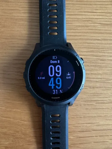 Garmin Forerunner 945 - GPS Multiesportivo (Usado, ótimo estado)