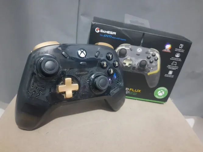 Controle Licenciado Xbox GameSir Kaleid Flux Hall Effect RGB ,PC, Xbox One X, Series X/S