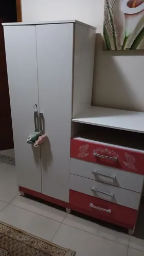 Guarda roupa infantil
