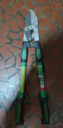 Tesoura de poda de árvores 66cm a 1m