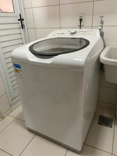 Máquina de lavar Eletrolux 15kg