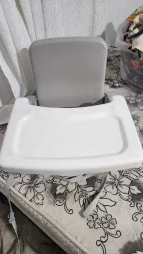 Cadeira infantil de Alimentação 