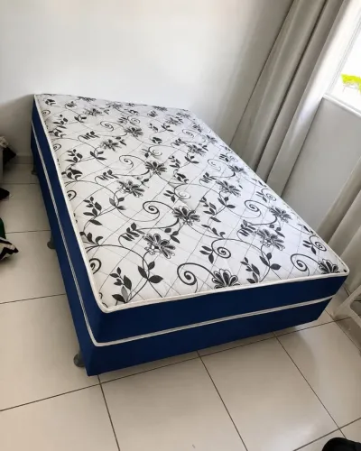 Vendo cama de mola e