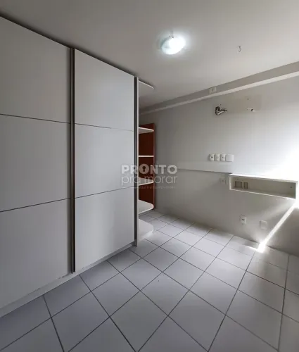 Apartamento com 3 quartos em Torre
