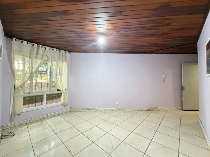 Oportunidade! Apartamento 02 dormitórios térreo