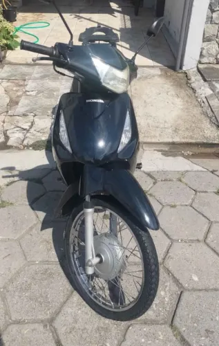 Vendo biz 125 ES com partida r$ 7000