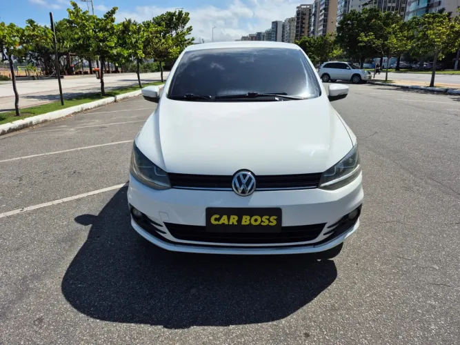 Volkswagen Fox Comfortline 1.0 Flex 8V 5P 2015