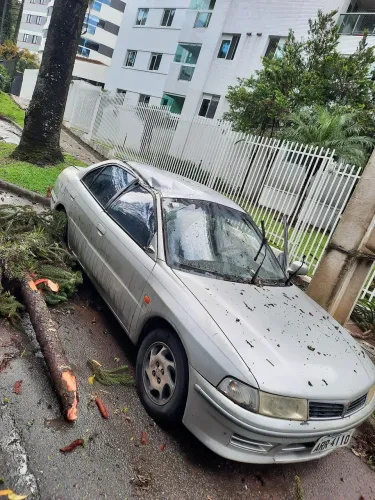 Mitsubishi Lancer GLX 1999