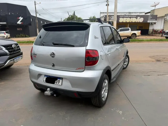 Volkswagen Fox Sunrise 1.0 MI Total Flex 8V 5P 2010