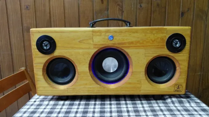Caixa Bluetooth 200w subwoofer