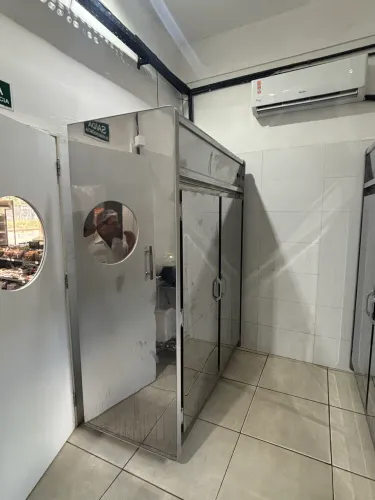 Vendo câmara fria Gelopar