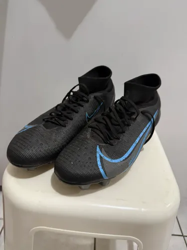 Chuteira Nike Mercurial Pro 42