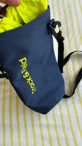 Bolsa track e field