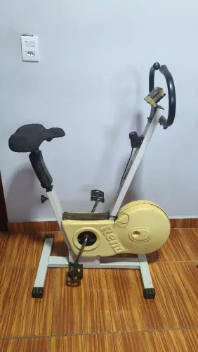 Bicicleta Ergonômica para Ginástica