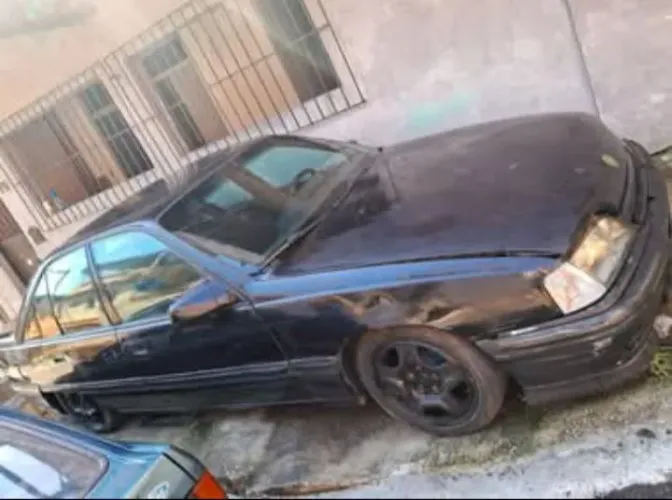 Chevrolet Omega GLS 2.2 / 2.0 (álcool) 1995