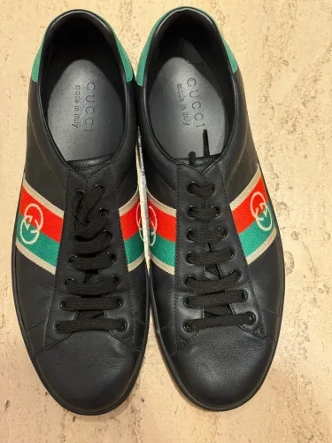 Tênis Gucci preto