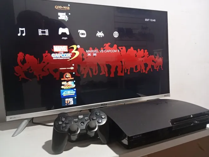 PlayStation 3 turbinado modelo Slim 320 GB com jogos no hd entrego