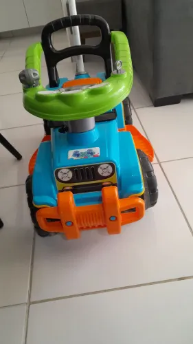 Carrinho Jeep para criança