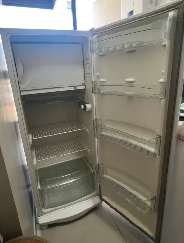 Geladeira/Refrigerador Consul Degelo Seco 261L