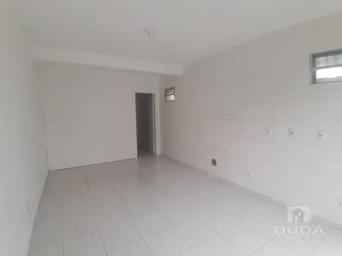 Ótimo ponto comercial - Frente com Mercado Sul do