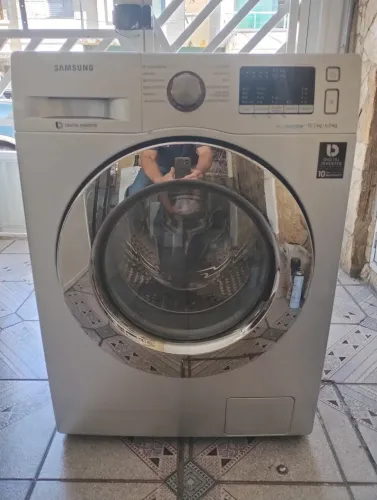 Máquina lava seca Samsung WD10M44