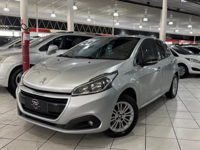 Peugeot 208 Active 1.2 Flex 12V 5P Mec. 2020