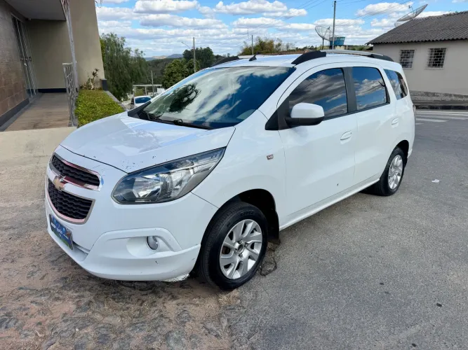 Chevrolet Spin LTZ 1.8 8V Econo.flex 5P Mec. 2014