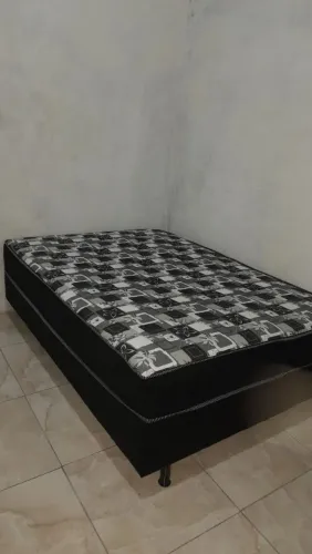 Cama Box casal de molas ,nova de fábrica