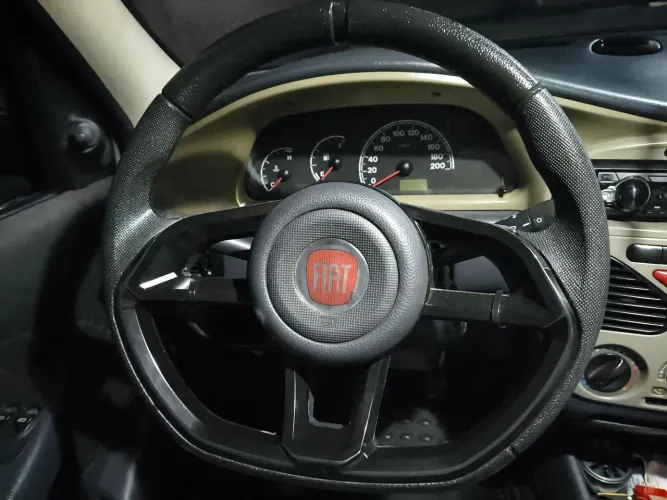 Volante moderno esportivo Palio fire uno