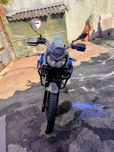 MOTO YAMAHA / XTZ 250 TENERE