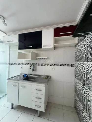 Apartamento com 2 dormitórios para alugar, 48 m² por R$ 1.350,00/mês - Água Chata - Guarul
