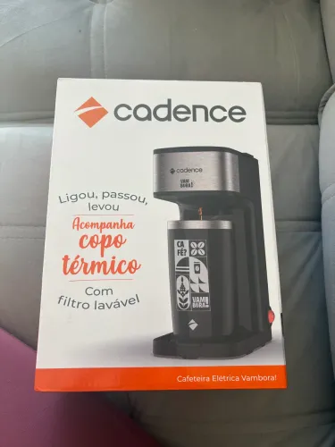 Cafeteira Eletrica com copo termico Cadence