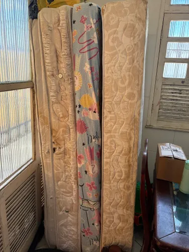Cama box solteiro com colchão de molas ensacadas Ortobom