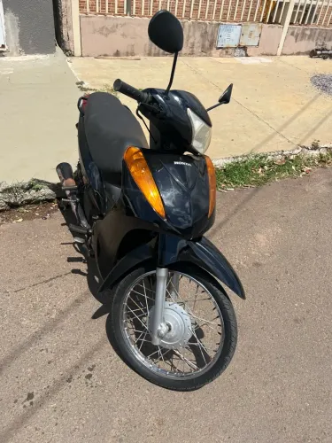 Vende-se Biz100 2014, de Leilão
