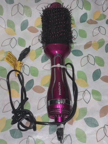 Escova de cabelo Mondial