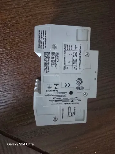 disjuntor termomagnético mini tripolar (3 polos)