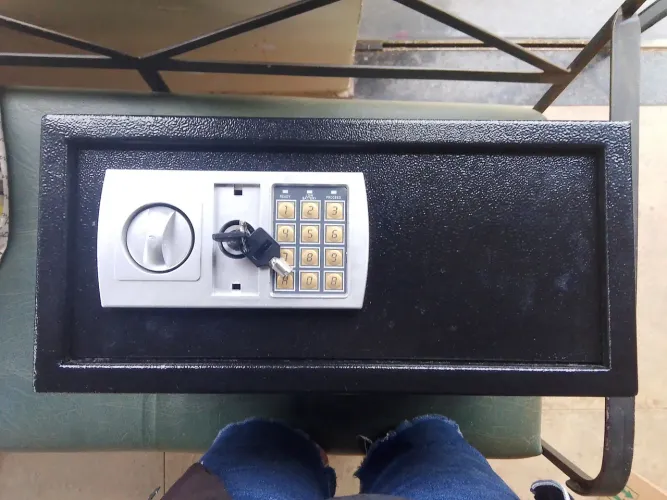 Cofre digital novo vendo com urgência 