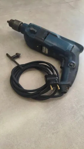 Furadeira de impacto Bosch 