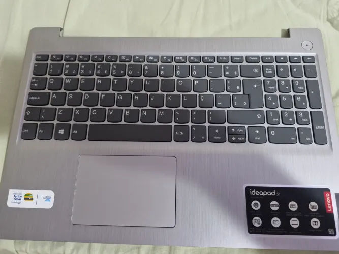 Lenovo IdeaPad 3i 15IML (Código: 82BS000GBR)