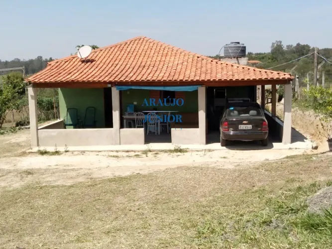SITIO A VENDA EM CONCHAS