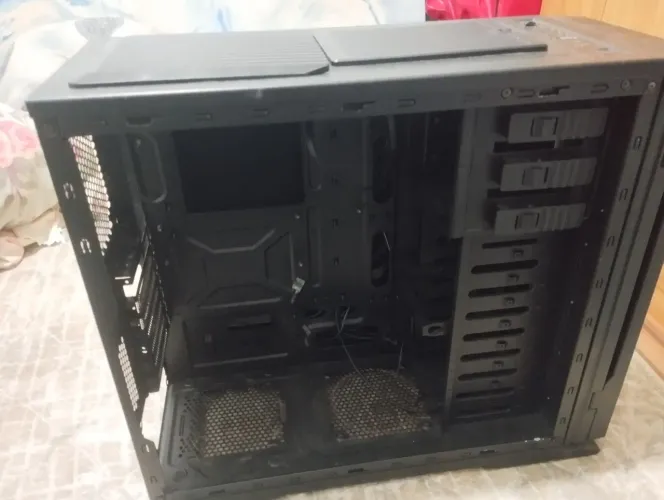 Gabinete gamer nzxt