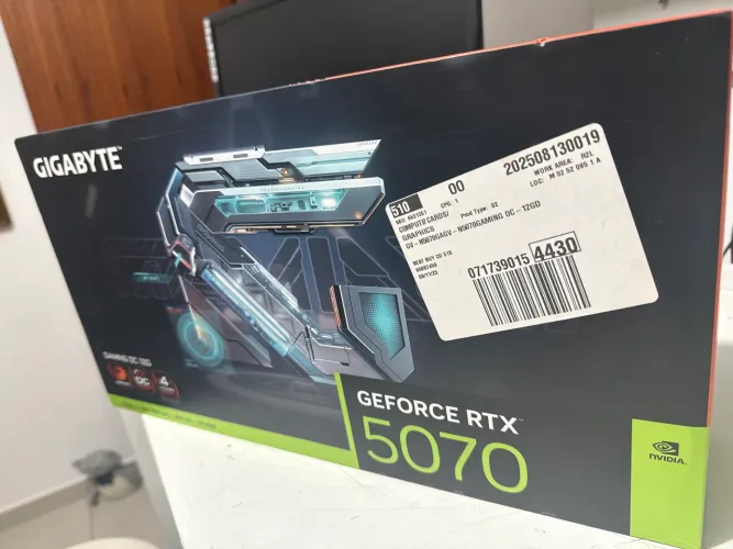 Placa de vídeo Gigabyte 5070
