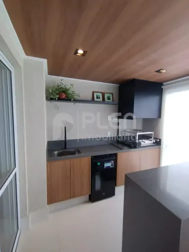 Apartamento no Bosque Maia com 3 suítes, Varanda Gourmet, 122 metros