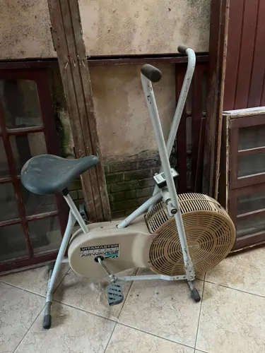Bicicleta Ergométrica Vitamaster Airwave