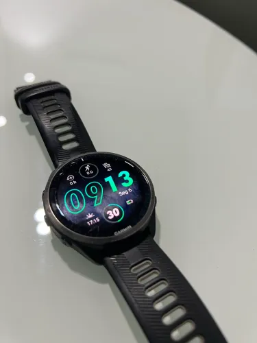 Garmin Forerunner 965 preto