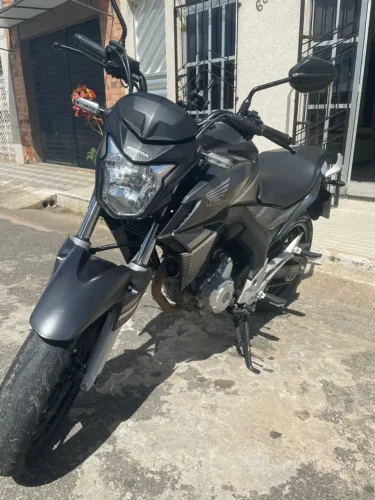Honda CB Twister 250 2022