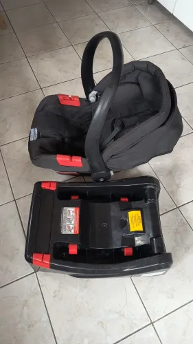 Bebê conforto Burigotto Turing com base suporte 