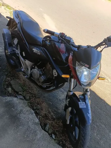 Cb 300