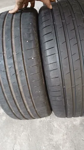 PAR PNEUS 215/45 17 SEMI NOVOS VALOR REFERENTE AOS DOIS