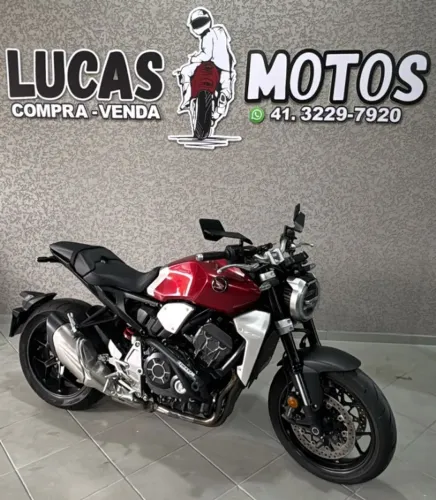 CB1000R 2021 COM APENAS 9MIL KM